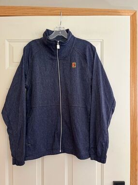 Men’s Nike court heritage tennis blue denim like warm up jacket. Size small